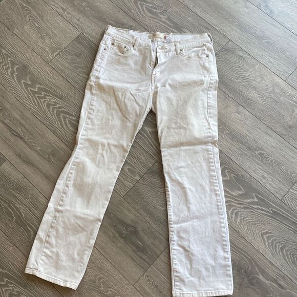 Super Comfy Levi’s Jeans White - Picture 1 of 4